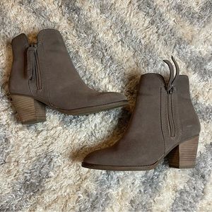 Frye and Co. Women's Allister Zip Bootie Ankle Boot in Gray, Size 6.5